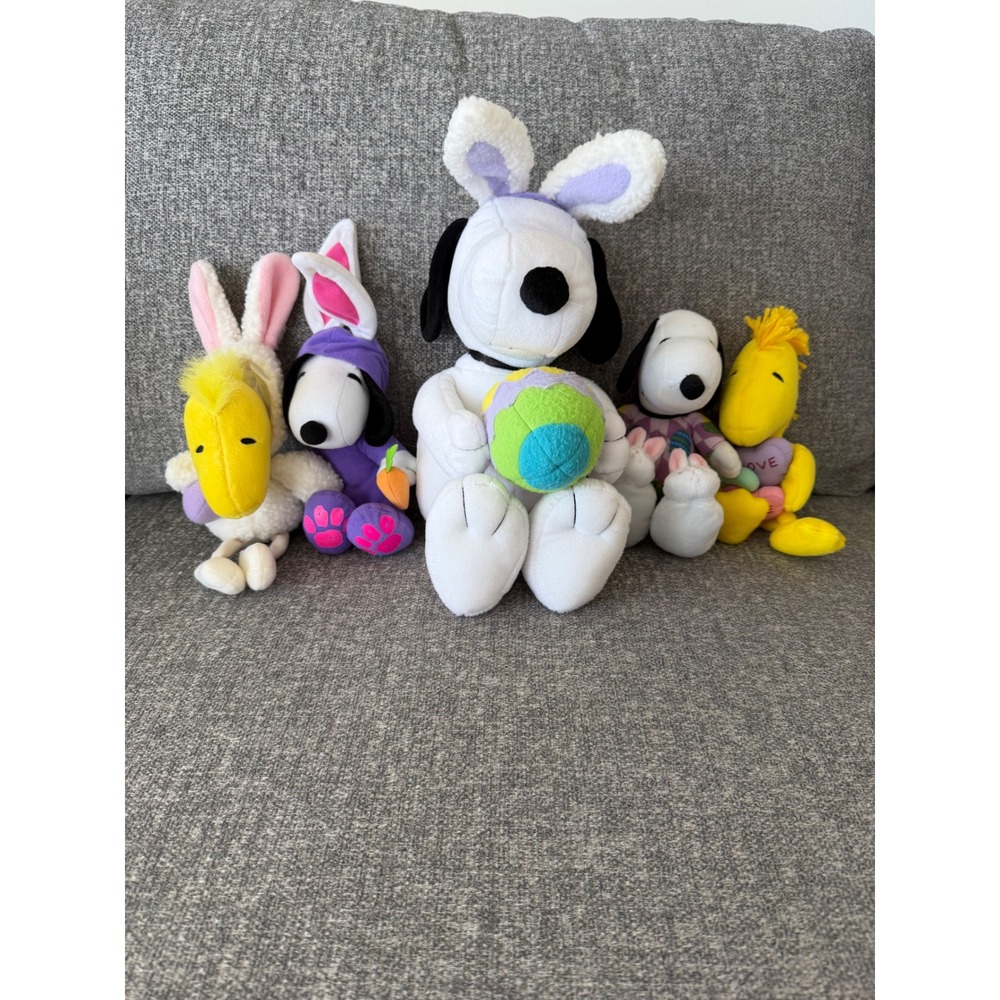 Peanuts Snoopy Woodstock Easter Plush Lot 5pc Bunny Ears Egg Pajamas Hearts